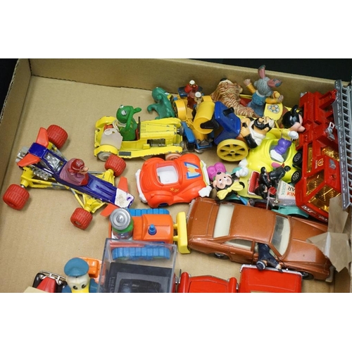 1259 - Large collection of 19060s onwards diecast & plastic models many TV related examples featuring Corgi... 