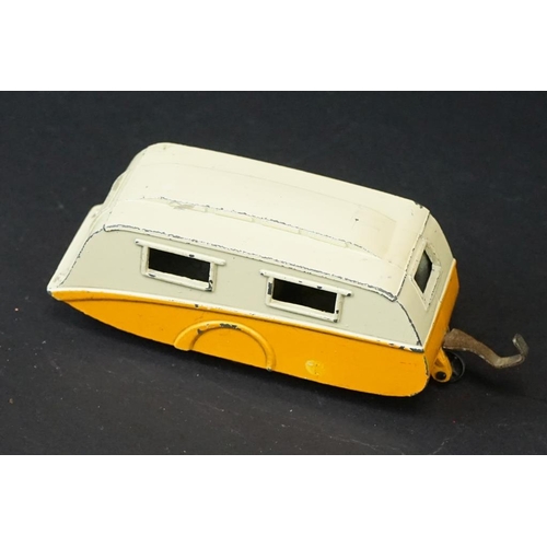 1276 - 24 Mid 20th C play worn diecast models to include 20 x Dinky examples featuring Thunderbirds Lady Pe... 