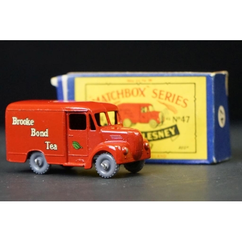 1280 - 10 Boxed Matchbox Lesney 75 Series diecast models to include 42 Evening News, 47 Brooke Bond Tea, 25... 