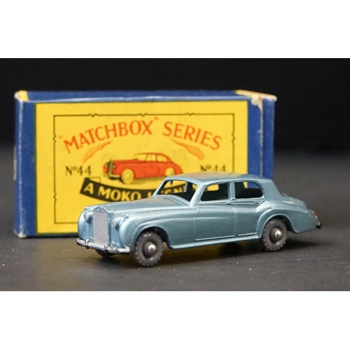 1280 - 10 Boxed Matchbox Lesney 75 Series diecast models to include 42 Evening News, 47 Brooke Bond Tea, 25... 