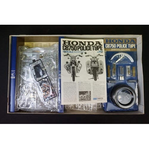 349 - Boxed Tamiya 1/6 Honda CB750 Police type plastic kit, complete and unbuilt