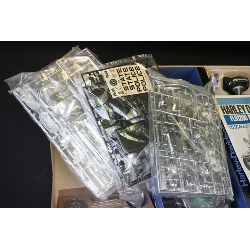 350 - Boxed Tamiya 1/6 Harley Davidson Police Type FLH1200 AMF plastic kit, complete and unbuilt