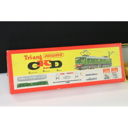 135 - Four boxed Triang OO gauge locomotives to include R388 EM2 Electric Locomotive Kit Blue LiveryR55 BB... 