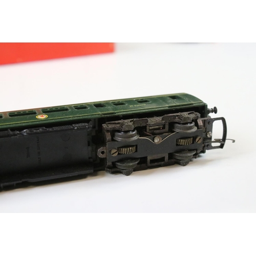 154 - Boxed Triang OO gauge RS27 train set plus a Triang Davy Crockett locomotive & tender, damage to box