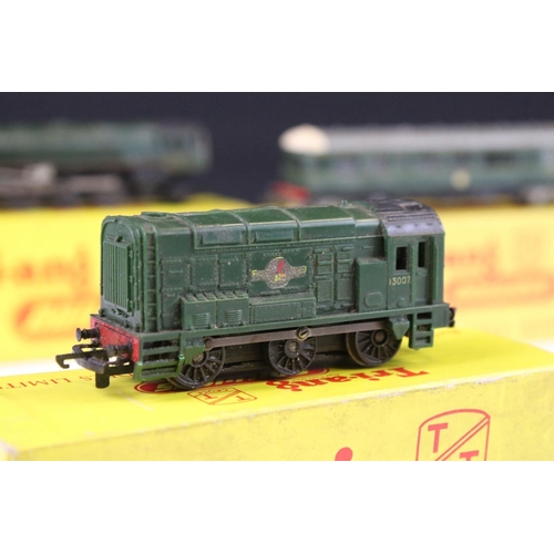 157 - Three boxed Triang TT gauge locomotives to include T190 Diesel Power Car, T95 0-6-0 Diesel Shunter g... 