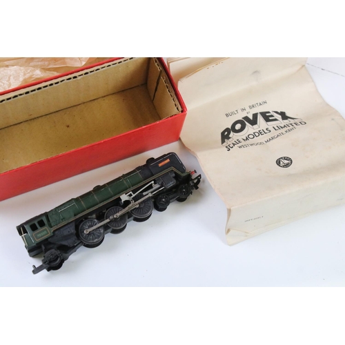 157 - Three boxed Triang TT gauge locomotives to include T190 Diesel Power Car, T95 0-6-0 Diesel Shunter g... 