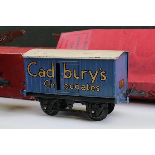 163 - 10 Boxed Hornby O gauge items of rolling stock to include Gas Cylinder Wagon, Bitumen Tank Wagon Col... 