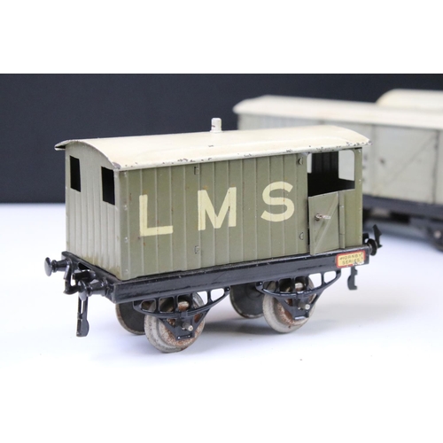 167 - 12 Hornby O gauge play worn  items of rolling stock to include LNER Breakdown Van and Crane, Sir Rob... 