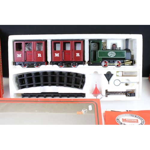 168 - Boxed Mamod Steam Railway O gauge train set consisting of locomotive, 2 x items of rolling stock, tr... 