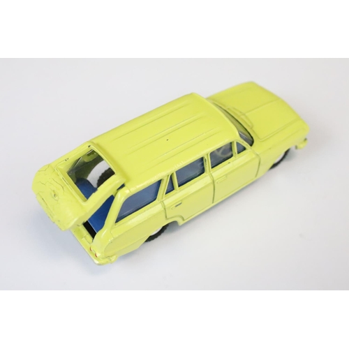 1368 - Three boxed Dinky diecast models to include 518 Renault 4L in pale blue, 135 Triumph 2000 in metalli... 