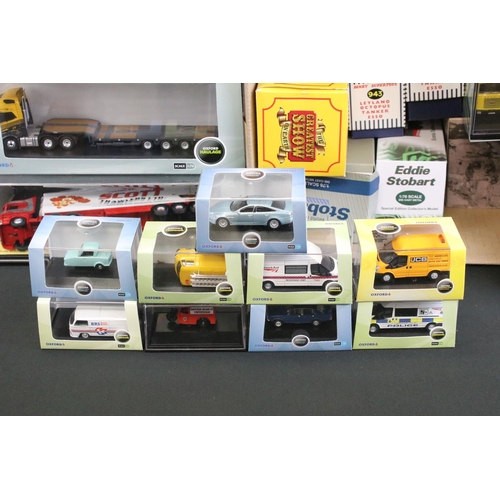 1224 - 32 Boxed / cased diecast models to include 22 x Oxford Diecast and 10 x Atlas, diecast ex, boxes vg ... 