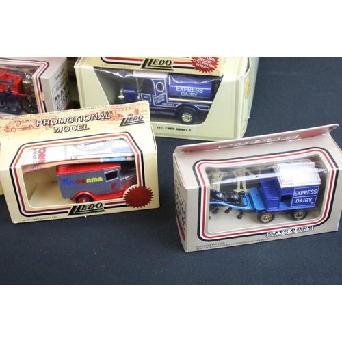 1225 - Around 100 boxed diecast models of mostly Matchbox Models of Yesteryear and 26 Lledo Days Gone model... 