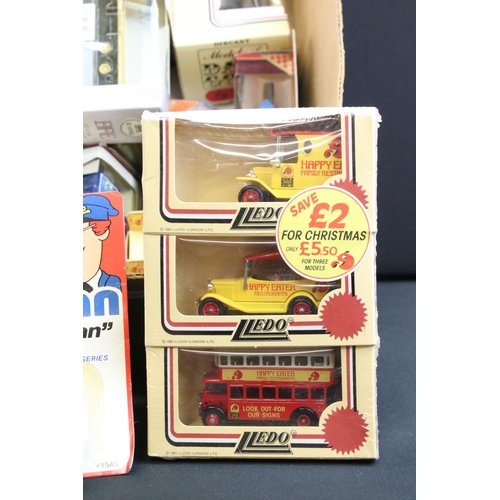 1240 - Over 50 boxed diecast models to include Matchbox, Lledo, Corgi, EFE, Budgie, ERTL & Gearbox Model ex... 