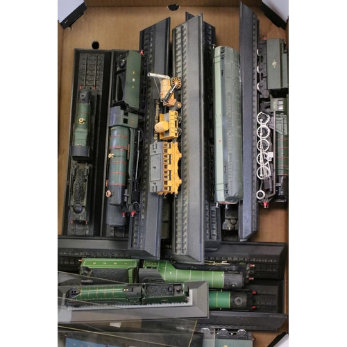 1247 - Collection of 42 plastic model locomotives, mostly OO gauge examples, featuring diesel & steam, plus... 