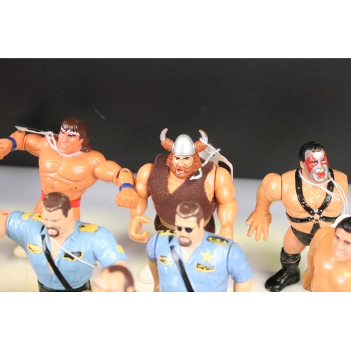 1421 - WWF / WWE Wrestling - 25 Original Hasbro WWF figures to include 4 x Hulk Hogan (variants), 3 x Big B... 