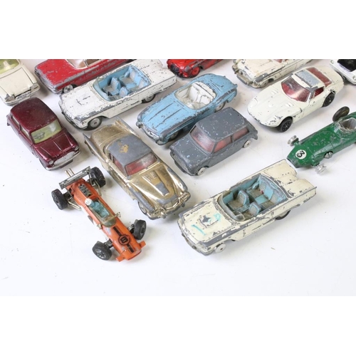 1318 - Around 75 mostly mid 20th C play worn diecast, tin plate & plastic models, to include Dinky, Triang ... 