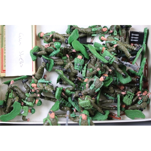 332 - Collection of circa 1970s plastic military figures to include 32 Britains Swopets, Crescent, Lone St... 