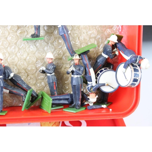 309 - Around 280 Britains Royal Marines & Scots Guards plastic bandsmen figures. (Figures generally gd wit... 