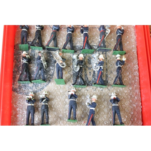 309 - Around 280 Britains Royal Marines & Scots Guards plastic bandsmen figures. (Figures generally gd wit... 