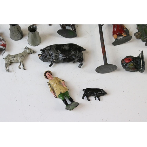 313 - Quantity of mid 20th C metal figures to include Britains farm animals and accessories, Wild West, fl... 