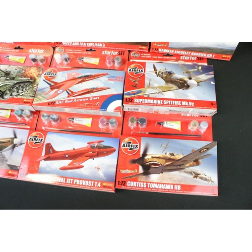 354 - Twelve Boxed Airfix Starter Set plastic model kits featuring 10 x 1:72, a 1:76 A55109 Cromwell Mk.IV... 