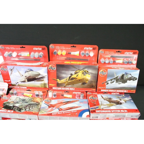 354 - Twelve Boxed Airfix Starter Set plastic model kits featuring 10 x 1:72, a 1:76 A55109 Cromwell Mk.IV... 