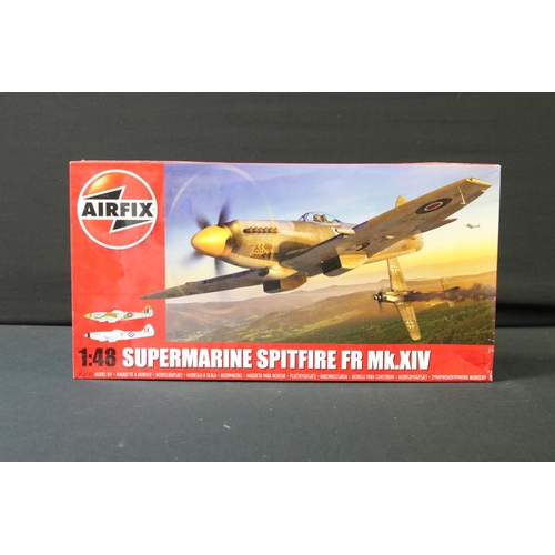 356 - 15 Boxed 1:48 scale Airfix plastic model kit military aircraft to include A50159 RAF Red Arrows Gnat... 