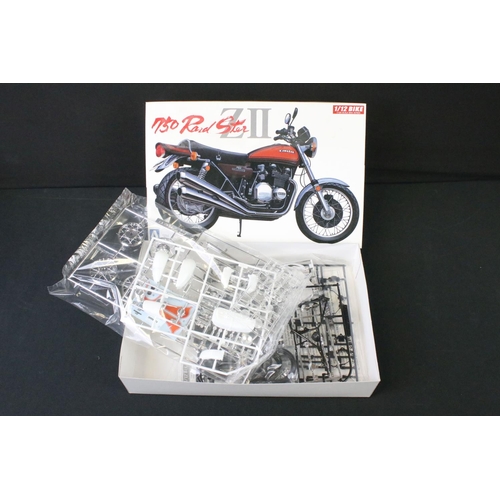 365 - Five Boxed 1:12 plastic model kit motorcycles to include 4 x Aoshima and a Hasegawa Hobby Kits examp... 