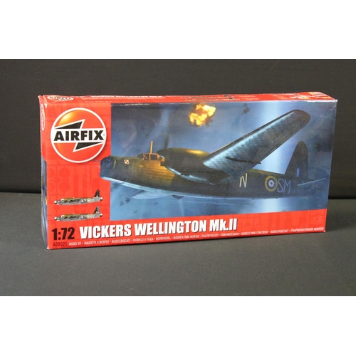 374 - 13  Boxed 1:72 scale Airfix plastic model kit military aircraft to include A82014 Limited Edition Op... 