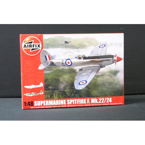 376 - Eight Boxed 1:48 scale Airfix plastic model kit military aircraft to include A09179 English Electric... 