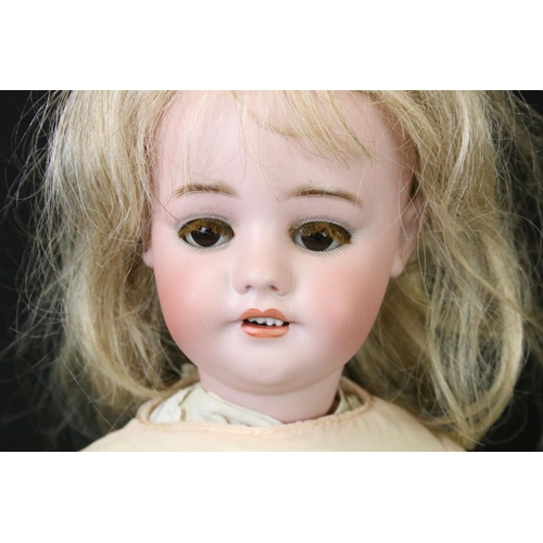 423 - Two early 20th C Simon & Halbig bisque headed dolls to include DEP 1079 Germany 9 1/2 with sleeping ... 