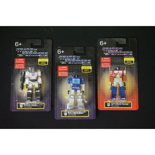 1503 - Transformers - 12 Boxed/carded contemporary figures to include 6 x carded Minifigures, Hasbro Ultima... 