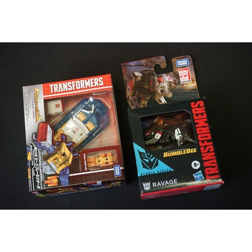 1503 - Transformers - 12 Boxed/carded contemporary figures to include 6 x carded Minifigures, Hasbro Ultima... 