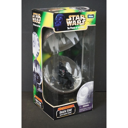 1505 - Star Wars - 15 Carded / boxed Kenner The Power of the Force figures to include Dagobah, Death Star, ... 