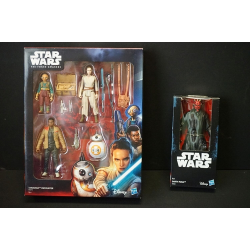 1510 - Star Wars - 32 Carded / boxed Hasbro contemporary Star Wars figures to include Elite Series, The For... 