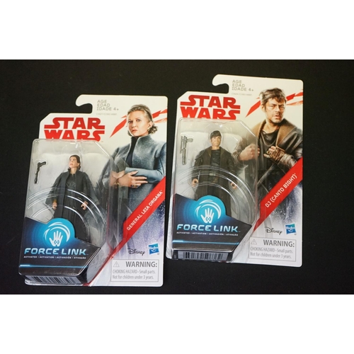 1510 - Star Wars - 32 Carded / boxed Hasbro contemporary Star Wars figures to include Elite Series, The For... 