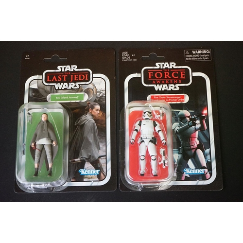 1511 - Star Wars - 16 Carded Hasbro Kenner Star Wars The Vintage Collection figures featuring The Last Jedi... 