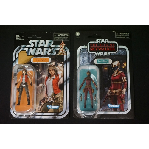 1511 - Star Wars - 16 Carded Hasbro Kenner Star Wars The Vintage Collection figures featuring The Last Jedi... 