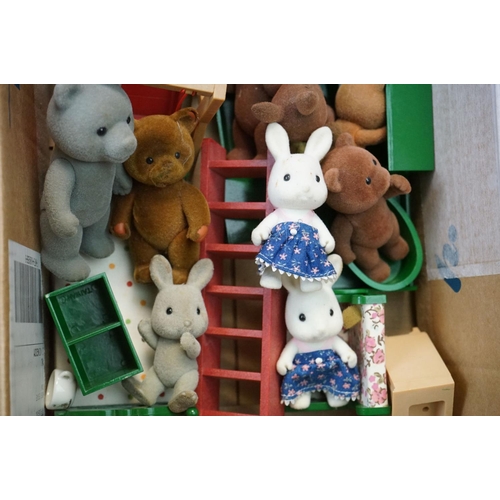 434 - Collection of original Sylvanian Families to include 13 x figures, accessories and house