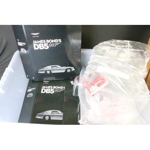 1354 - 1/8 Scale James Bond Aston Martin DB5 kit built diecast model, produced by Eaglemoss for home assemb... 