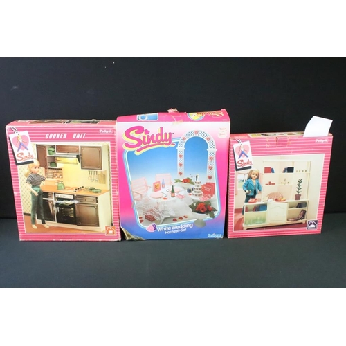 441 - Sindy - Ten boxed Pedigree Sindy play sets & accessory sets, to include White Wedding (44262), Cooke... 