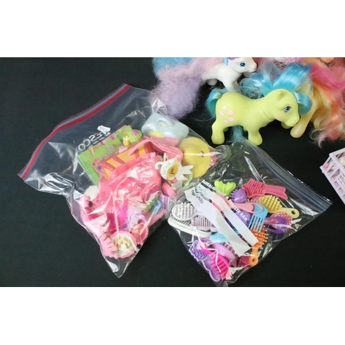 443 - My Little Pony - Collection of 22 Hasbro My Little Pony G1 and G3 figures. The G1 ponies include Cot... 