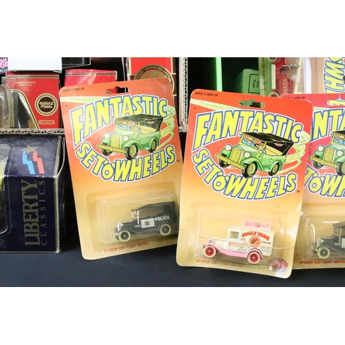 1074A - Quantity of diecast models to include 21 Fantastic Set 'O' Wheels models with carded backs, The Dink... 