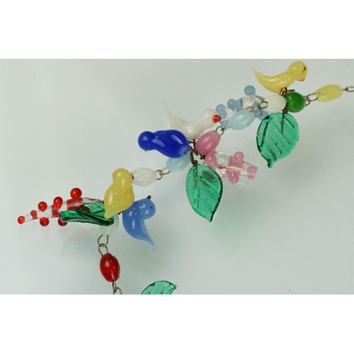 101 - Vintage Murano glass necklace modelled as birds, berries and leaves, bolt ring clasp, length approx ... 