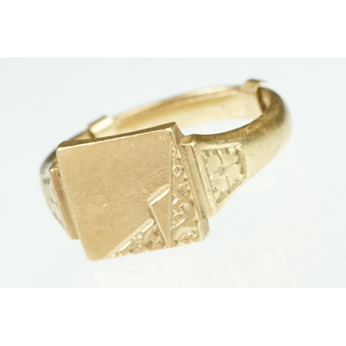 151 - 9ct gold hallmarked signet ring having a square head (hallmarked London 1968, size Q), a ring mount ... 