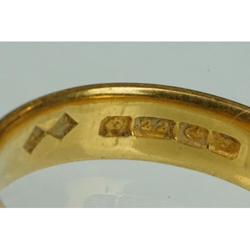 158 - 22ct yellow gold wedding band, plain polished D shank, band width approx 4.5mm, ring size O½