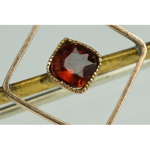 193 - Early 20th century garnet 9ct rose gold bar brooch together with an early 20th century garnet and se... 