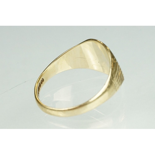 194 - 9ct yellow gold signet ring, plain polished rounded square head, dimensions approx 12.5mm x 13mm, te... 