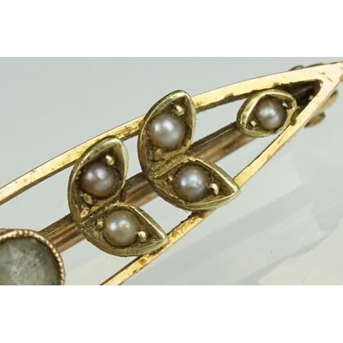 200 - Early 20th century aquamarine and seed pearl 15ct yellow gold marquise brooch, sprig decoration, len... 