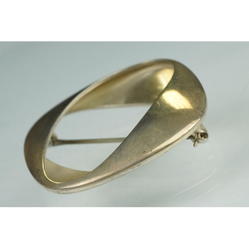 25 - Silver Georg Jensen Brooch, designed by Henning Koppelof of folded square form, numbered '368'. Sign... 